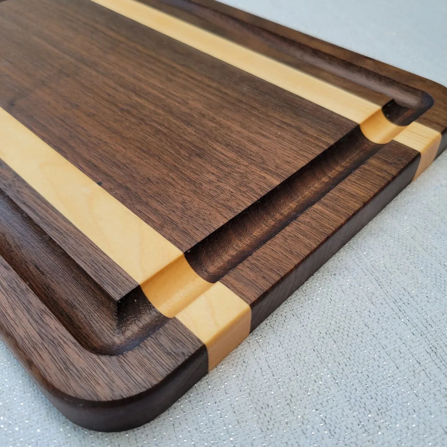 Cutting Board - Dark Walnut and Hard Maple – Z to A Craftsman Designs